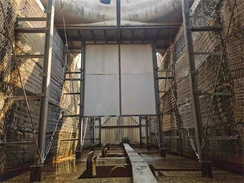 屋頂空調(diào)冷卻塔降噪處理方案,空調(diào)冷卻塔的水有毒嗎