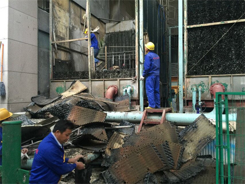 過渡季節(jié)閉式冷卻塔的運(yùn)行性能(閉式冷卻塔的技術(shù)創(chuàng)新點(diǎn))