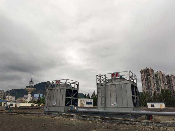 工業(yè)冷卻塔對空調制冷、空壓站及冷凝工藝等冷卻水循環(huán)系統(tǒng)尤為適宜(中